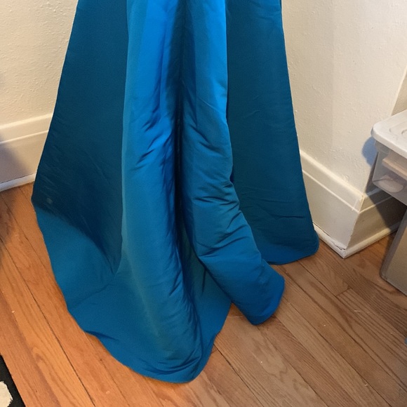 Marchesa Notte High Low Gown Peacock sz 2 NWT - Picture 8 of 11